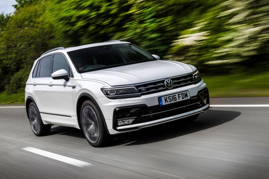  Volkswagen Tiguan R-Line 2016 года  (UK) (фото 21 из 30)